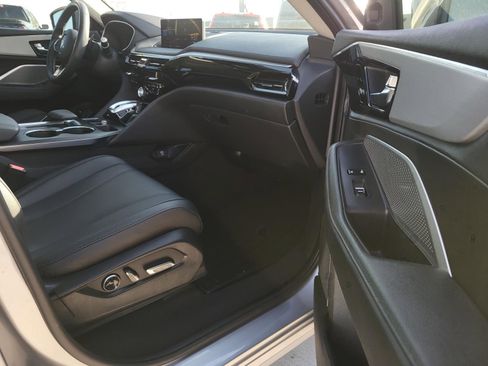 Used 2024 Acura MDX FWD image 7