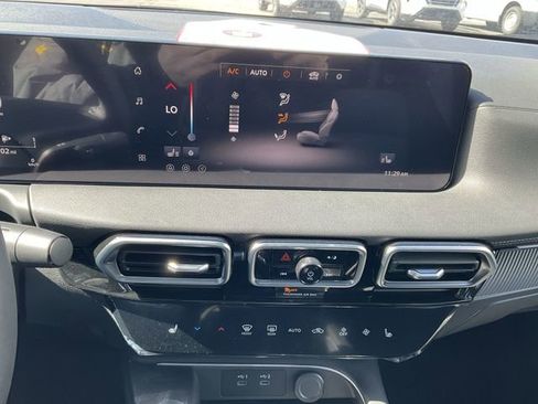 New 2026 Nissan Sentra SV w/ SV Convenience Package image 16