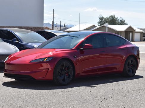 Used 2024 Tesla Model 3 Performance AWD/4WD image 2