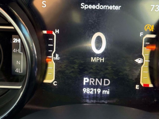 Used 2019 Jeep Wrangler Unlimited Sahara w/ Uconnect 4C Nav & Sound Group AWD/4WD image 24