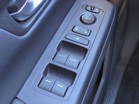 Used 2023 Honda CR-V EX image 25