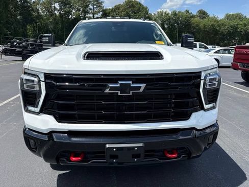 Used 2026 Chevrolet Silverado 2500 LT w/ Trail Boss Package AWD/4WD image 8