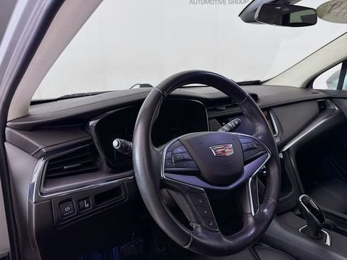 Used 2019 Cadillac XT5 Luxury image 11