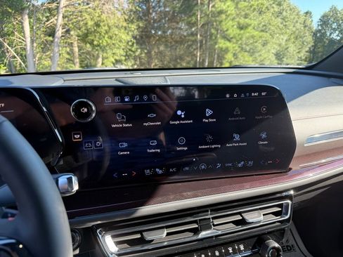 New 2026 Chevrolet Traverse RS image 14