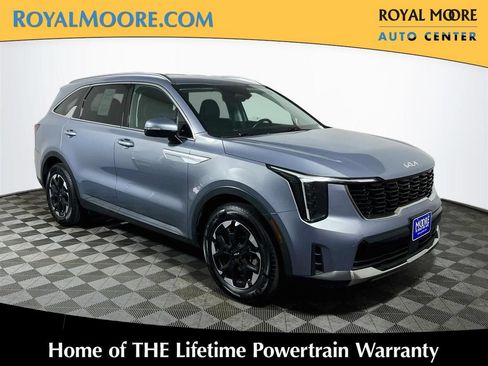 Used 2024 Kia Sorento S FWD image 1