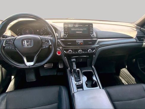 Used 2018 Honda Accord Sport image 16