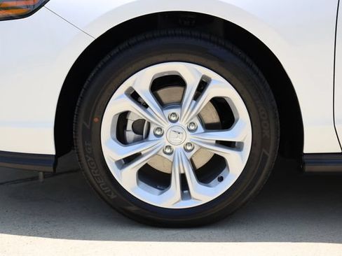 New 2026 Honda Accord LX image 9