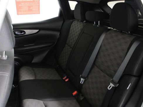 Certified 2021 Nissan Rogue Sport SV image 20