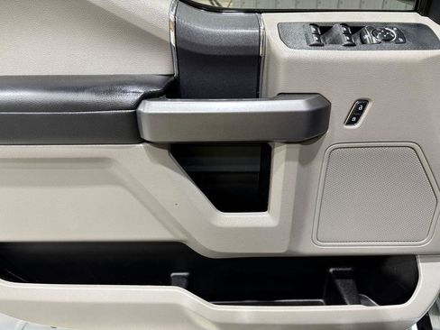 Used 2022 Ford F250 XLT w/ XLT Value Package AWD/4WD image 16