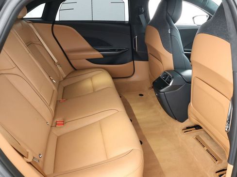 Used 2023 Lucid Air Touring image 25