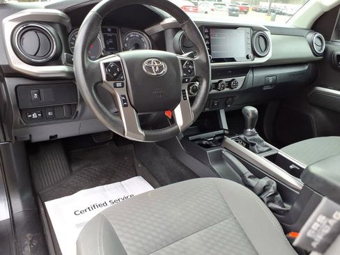 Used 2021 Toyota Tacoma SR5 w/ SR5 Appearance Package (SM) AWD/4WD image 14
