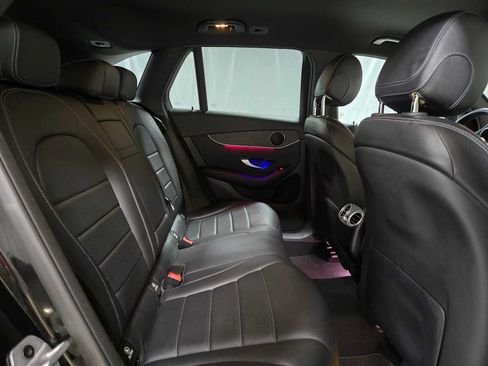Used 2022 Mercedes-Benz GLC 300 4MATIC image 12
