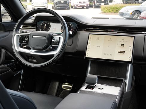 Used 2024 Land Rover Range Rover Autobiography AWD/4WD image 31