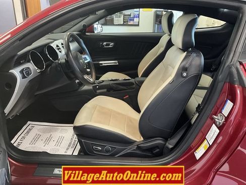 Used 2016 Ford Mustang GT Premium RWD image 13