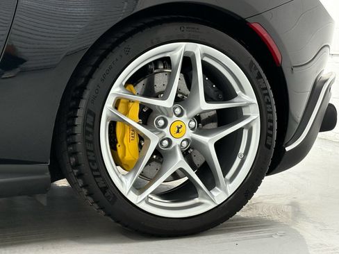 Used 2025 Ferrari Roma Spider RWD image 46