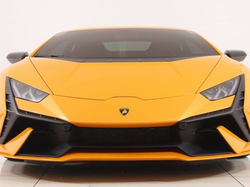Used 2023 Lamborghini Huracan Tecnica image 89