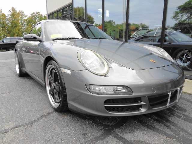 Used 2005 Porsche 911 Carrera S RWD image 3