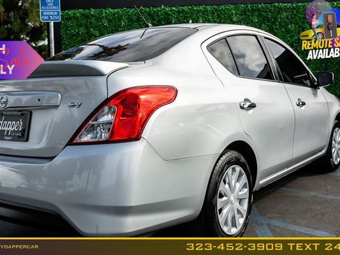 Used 2018 Nissan Versa SV FWD image 7
