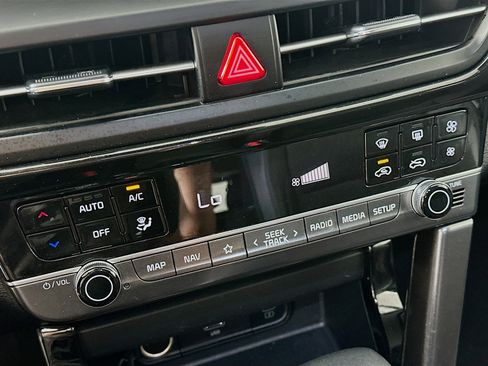 Used 2025 Kia Seltos S image 24
