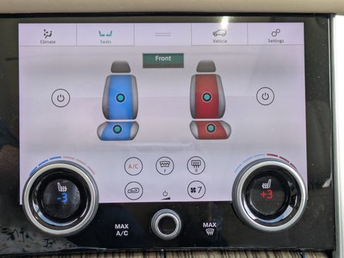 Used 2018 Land Rover Range Rover HSE image 26