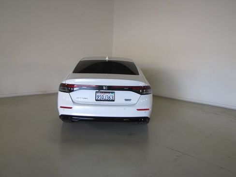 Certified 2025 Honda Accord Touring image 24
