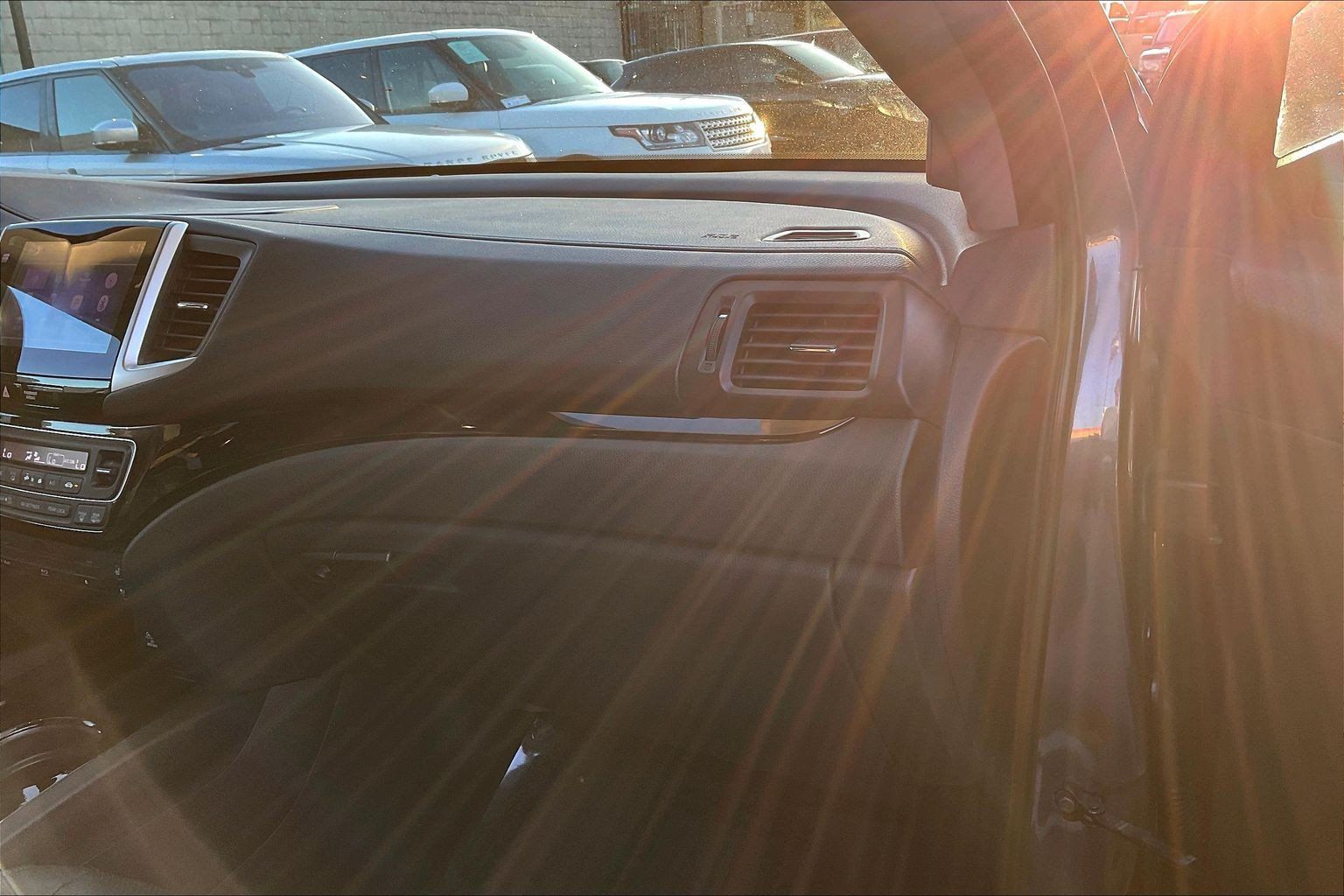 Used 2016 Honda Pilot Elite image 15
