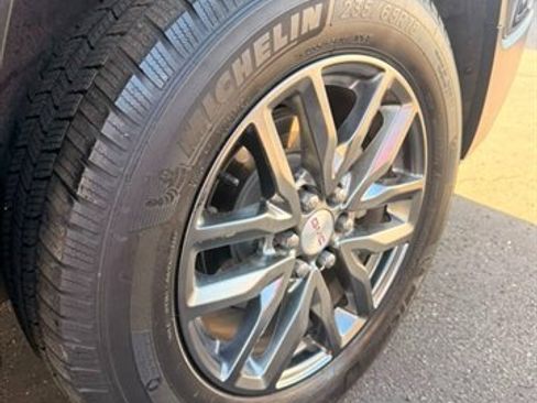 Used 2017 GMC Acadia SLT FWD image 22