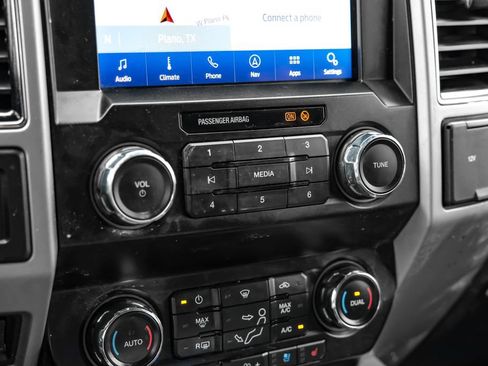 Used 2021 Ford F350 Lariat w/ Lariat Ultimate Package AWD/4WD image 26