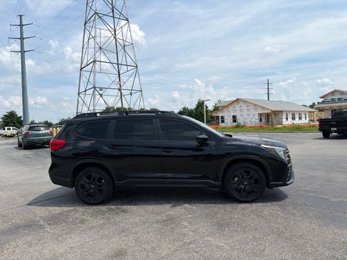 Certified 2025 Subaru Ascent Onyx Edition AWD/4WD image 21
