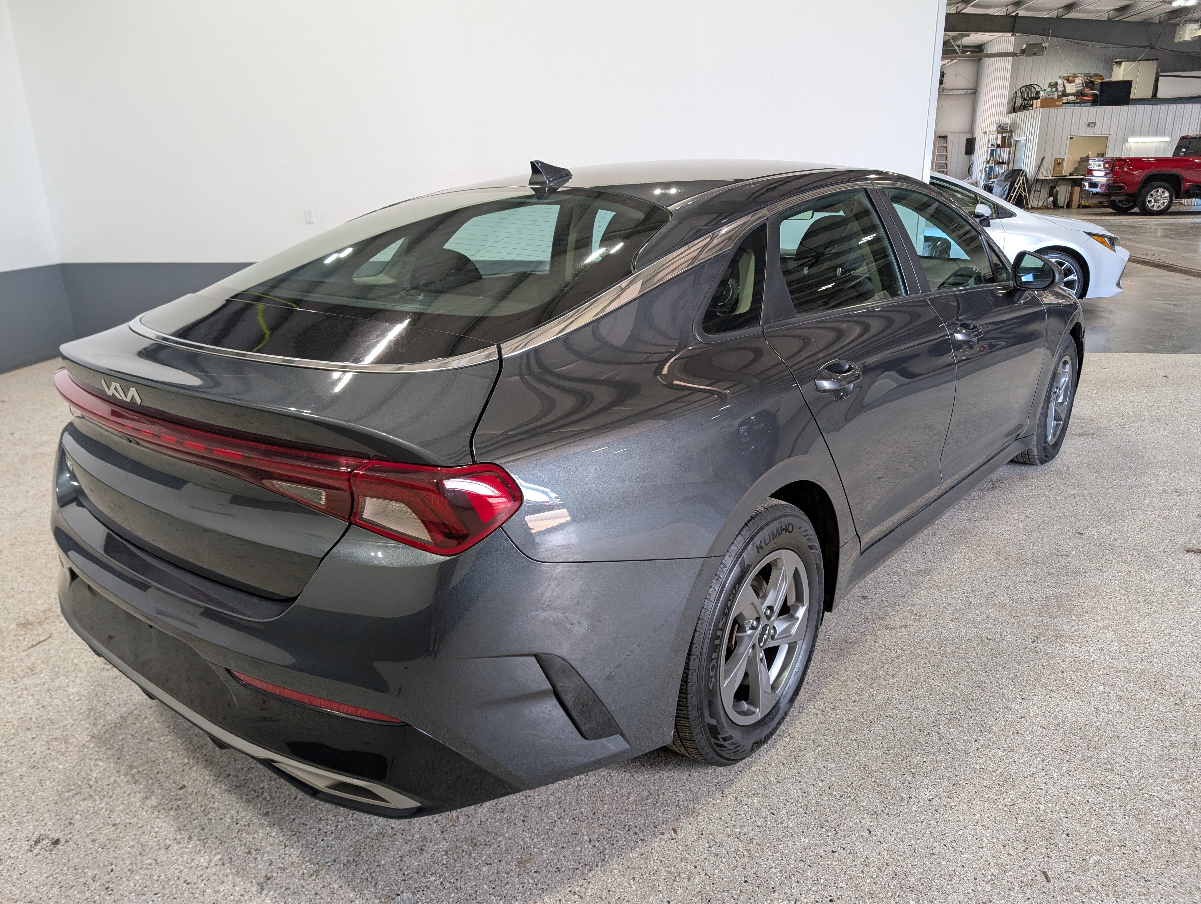 Used 2023 Kia K5 LXS FWD image 3