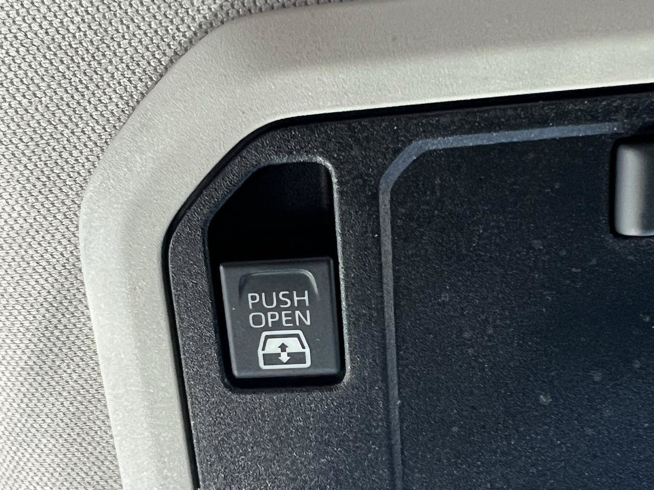 Used 2023 Toyota Tundra SR5 w/ SR5 Convenience Package AWD/4WD image 19