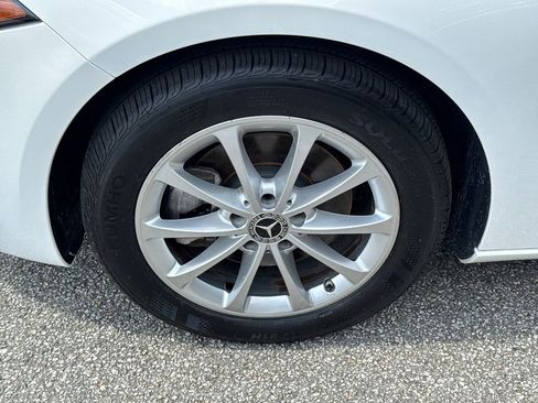 Used 2019 Mercedes-Benz A 220 4MATIC image 11
