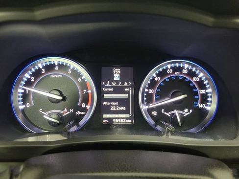Used 2014 Toyota Highlander XLE AWD/4WD image 28