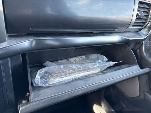 Certified 2023 Ford F150 Lariat w/ Equipment Group 502A High image 36