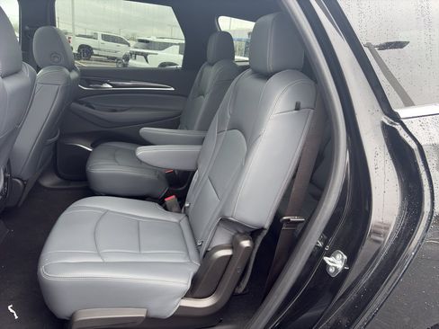 Used 2022 Buick Enclave Essence w/ Experience Buick Package image 11