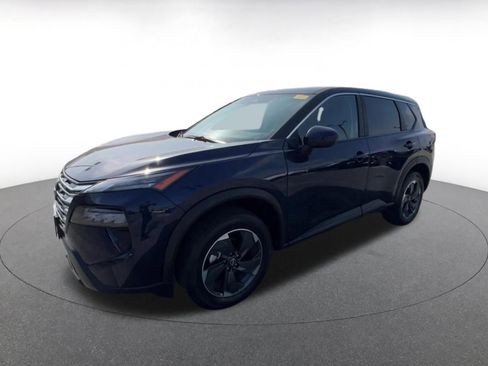 Used 2025 Nissan Rogue SV FWD image 8