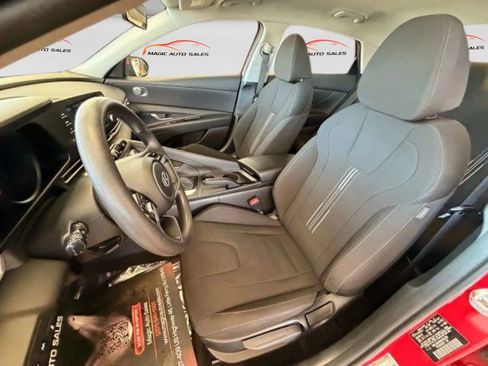 Used 2022 Hyundai Elantra SEL FWD image 10
