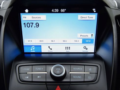 Used 2019 Ford Escape SEL image 16