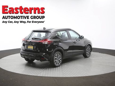 Used 2023 Nissan Kicks SV FWD image 39
