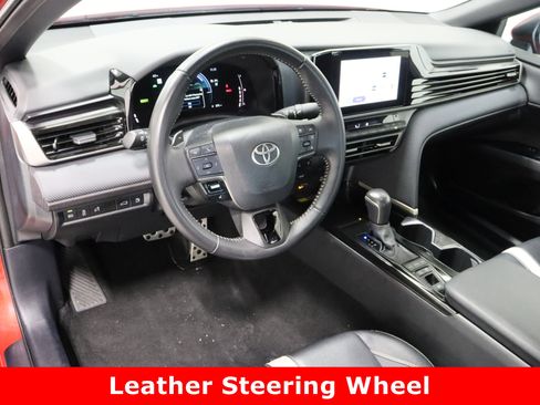 Certified 2025 Toyota Camry SE image 13