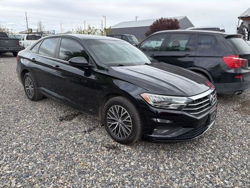 Used 2021 Volkswagen Jetta S image 1