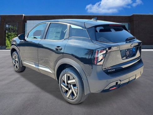 New 2026 Nissan Kicks SV FWD image 4