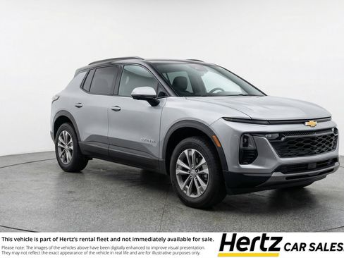 Used 2025 Chevrolet Equinox LT image 1