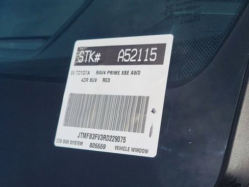 Used 2024 Toyota RAV4 XSE w/ Premium Package image 30