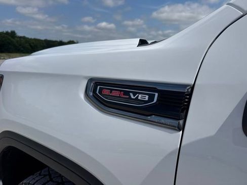 Used 2025 GMC Sierra 1500 AT4 AWD/4WD image 10