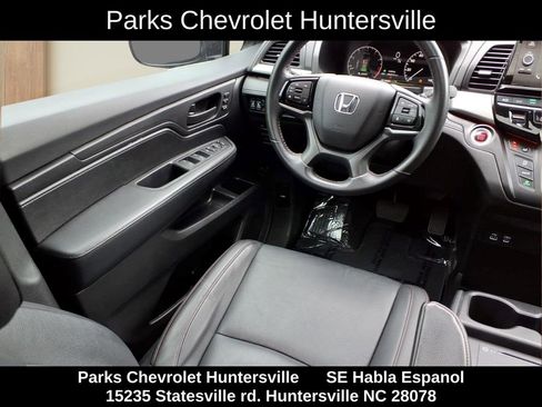 Used 2025 Honda Odyssey Sport-L image 23