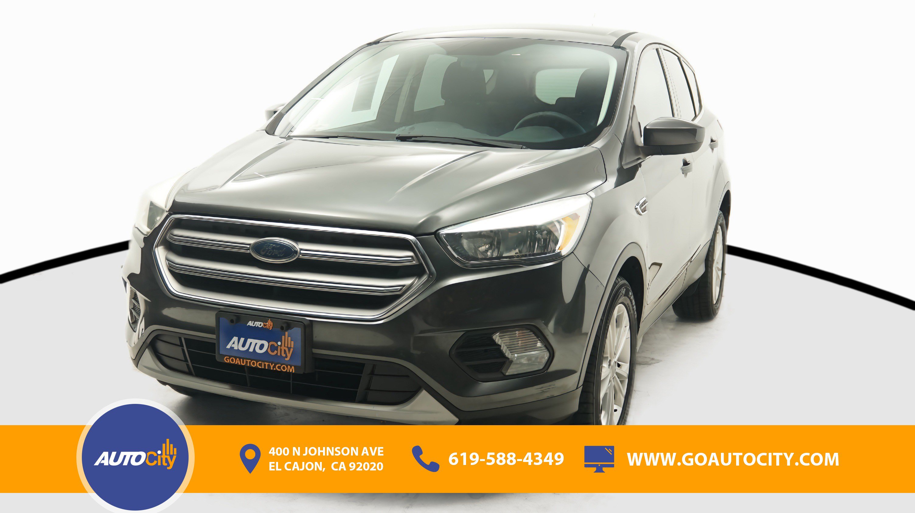 Used 2017 Ford Escape SE FWD image 1