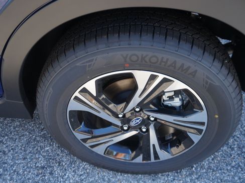 New 2026 Subaru Crosstrek 2.0i Premium AWD/4WD image 6