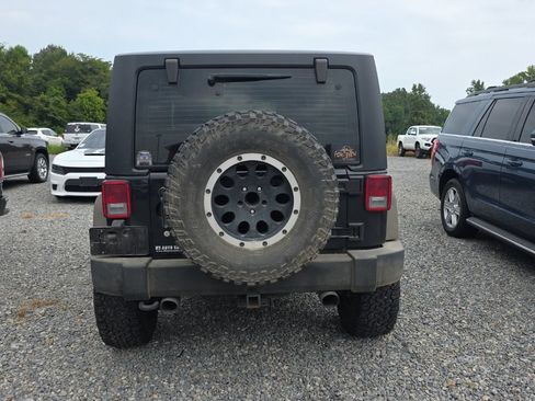 Used 2015 Jeep Wrangler Sport w/ Quick Order Package 23S AWD/4WD image 6