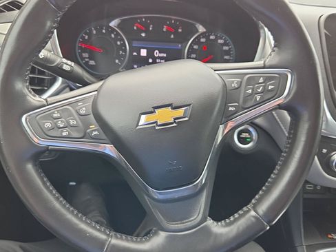 Used 2020 Chevrolet Equinox Premier FWD image 19